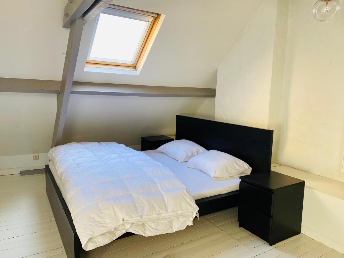 O-Sea House: Herenwoning In Belle Epoque Wijk Te Oostende Luaran gambar