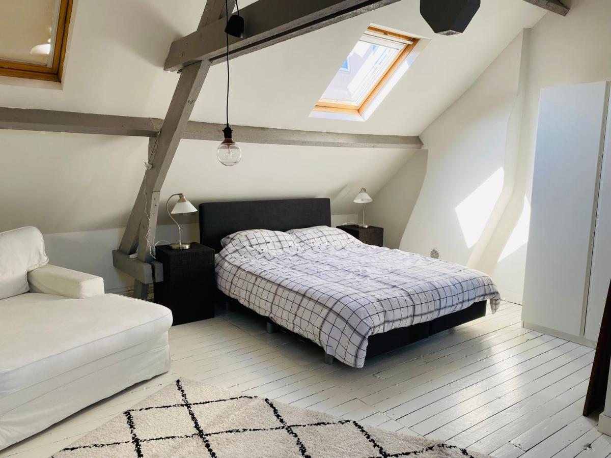 O-Sea House: Herenwoning In Belle Epoque Wijk Te Oostende Luaran gambar